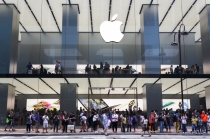 아이폰X 가격인하소문에 고의성능저하 이슈까지…바람잘 날 없는 아이폰 10주년