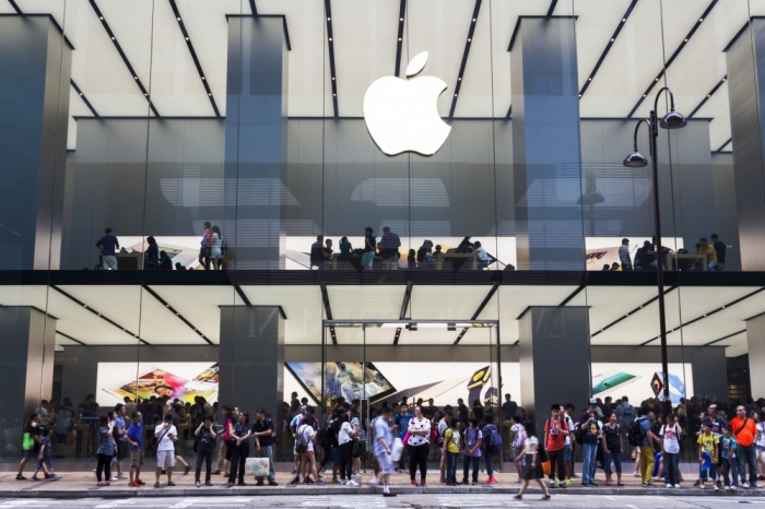 아이폰X 가격인하소문에 고의성능저하 이슈까지…바람잘 날 없는 아이폰 10주년