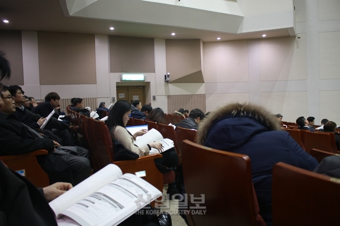 혁신성장 지원·연구자 중심의 R&D 개발로 4차 산업혁명 대응