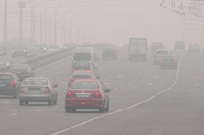 미세먼지 농도 어쩌나 '목이 컬컬' 외출 자제해야