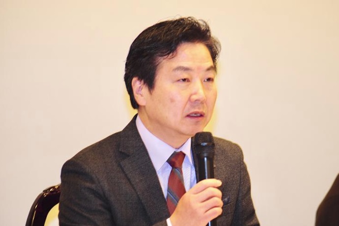 대한민국 경제, 중소기업 중심의 일자리·소득주도 성장과 혁신성장 이룬다