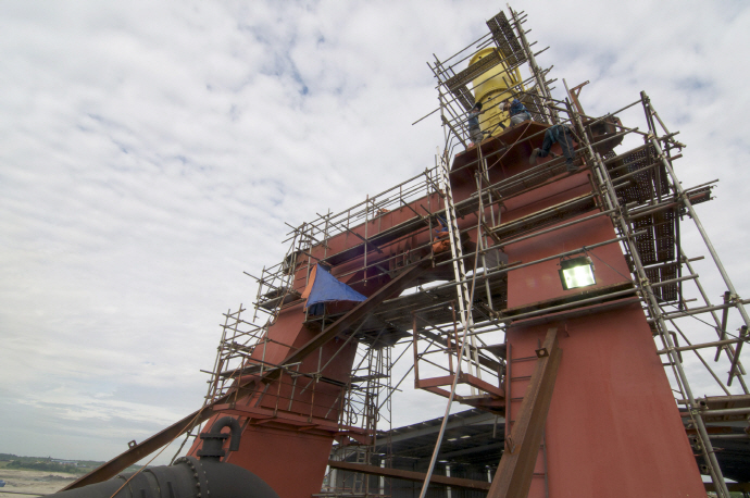 조선업 한국은 '보릿고개' 중국은 건조·수주 모두 껑충