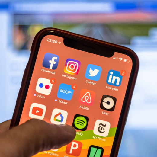 iPhone X 판매량 감소에 삼성 디스플레이 '울상(?)'