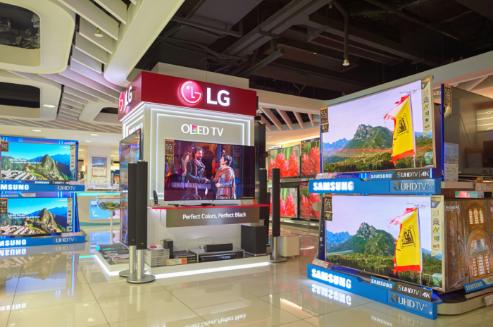 삼성전자 OLED TV 시장 진출, LG디스플레이 ‘기회’