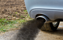 멈춰선 독일 디젤차, 국내 배터리 업체 ‘미소’