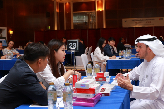 중동 허브 UAE에 중기 진출 전초기지 구축