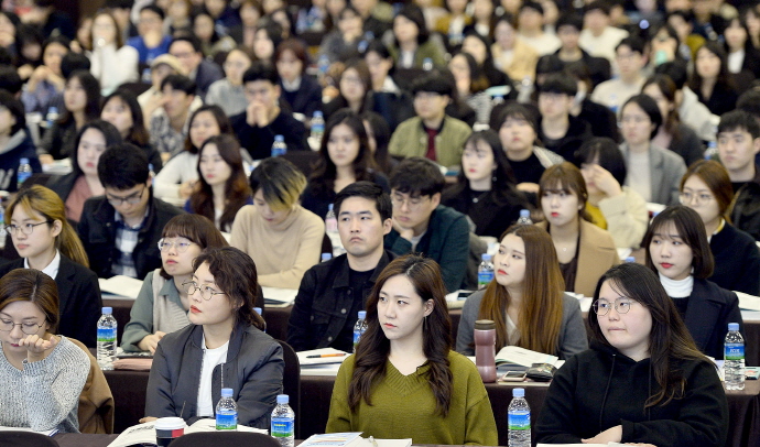 글로벌 취업 비법은 글로벌 인재에게서