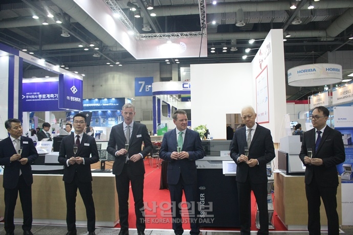 [KOREA PACK 2018] 브루커 AXS, DKSH와 손잡고 아태시장 공격적 접근