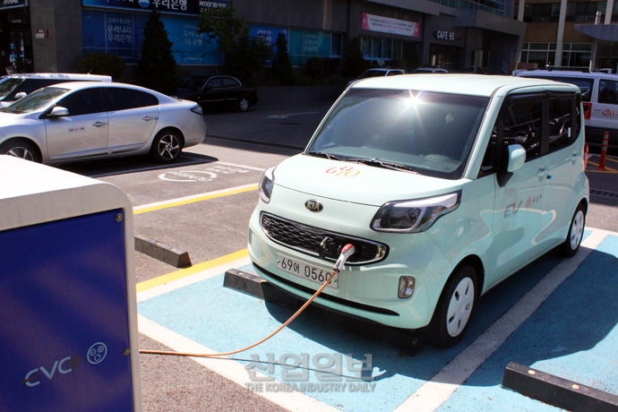 [사진으로 보는 산업뉴스] 매년 두배 이상 성장…빠르게 커지고 있는 ‘전기차’ 시장
