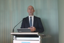 고객 중심의 시장, 기업의 규모 등에 맞춘 서비스 제공으로 공략