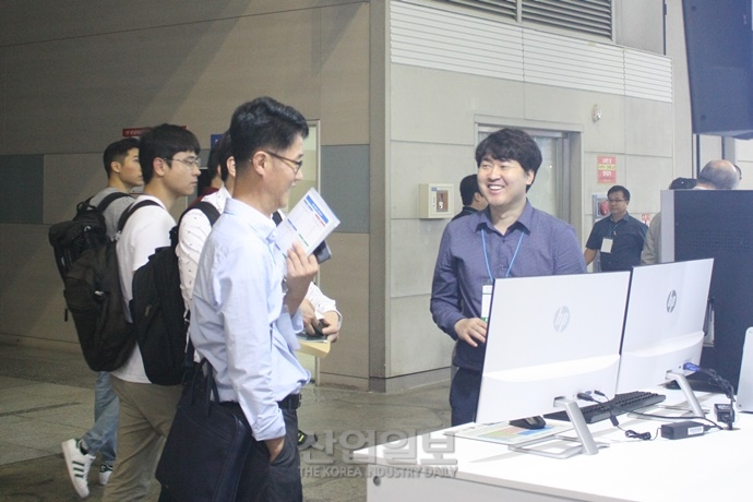 [포토뉴스] 나노코리아 2018, 4차 산업혁명의 기반 기술 현주소 제시