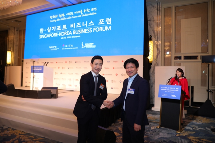 대통령 경제사절단 참여, 우수기업 공식 인증과 동일