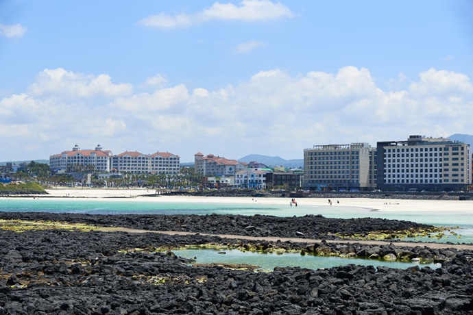 중소기업 CEO의 국내에서 휴가보내기, 내수 진작에 도움되나?