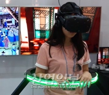 [포토뉴스] 우리나라에 ‘처음 전기가 들어온 날‘은 어땠을까?