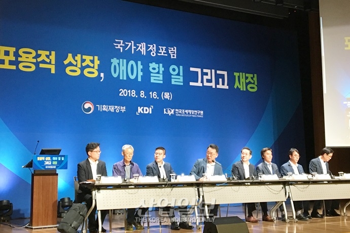 혁신성장, 정부가 먼저 나서야 한다