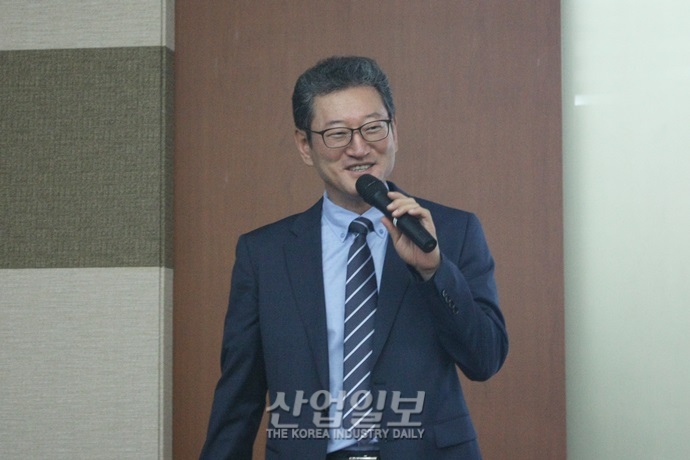 고객 위주의 금융, 핀테크 통해 가능해져