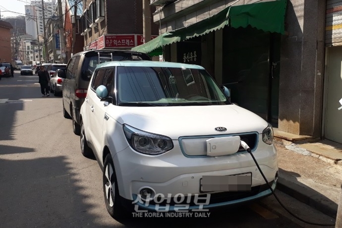 [4Th Energy] 2차전지 산업의 황금기, 3세대 전기차 타고 온다