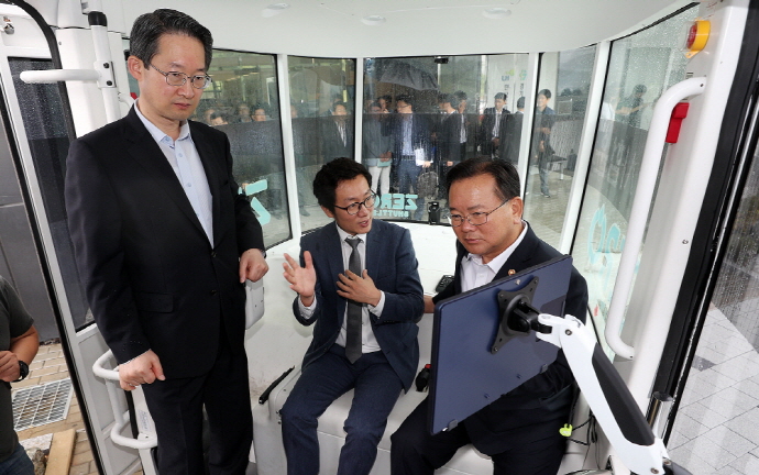 버스전용차로에 자율주행자동차 운행 개선 요청