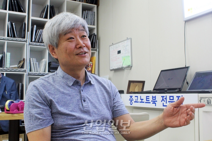 [Special ArticleⅠ]“컴퓨터가 없어서 못 팔 정도였는데...”, 인적 드문 창고형 상가로 변한 용산전자상가