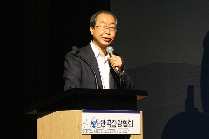 4차 산업혁명 시대 맞이하는 철강산업, ‘호시우보’의 태도 요구돼