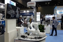 [포토뉴스]이제 내 옆에 협동로봇이?