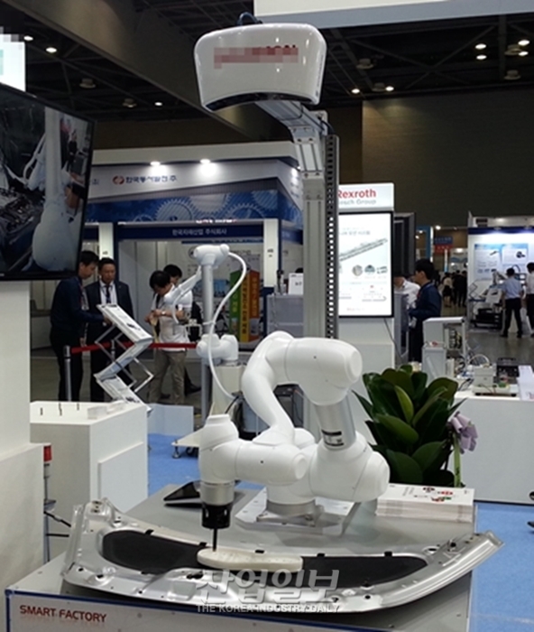 [포토뉴스]이제 내 옆에 협동로봇이?