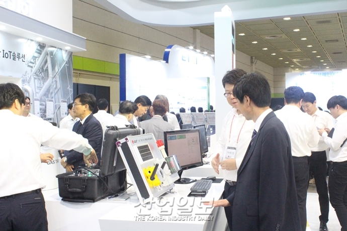 [포토뉴스] 2018 사물인터넷 전시회, 사물인터넷의 미래를 조명하다