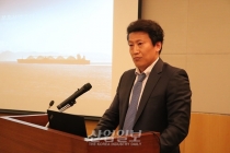 통상전쟁, ‘위기’가 아닌 ‘기회’로 봐야