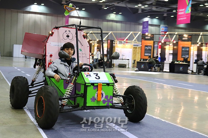 [포토뉴스] 공대생들의 만든 기술과 작품 ‘총집합’