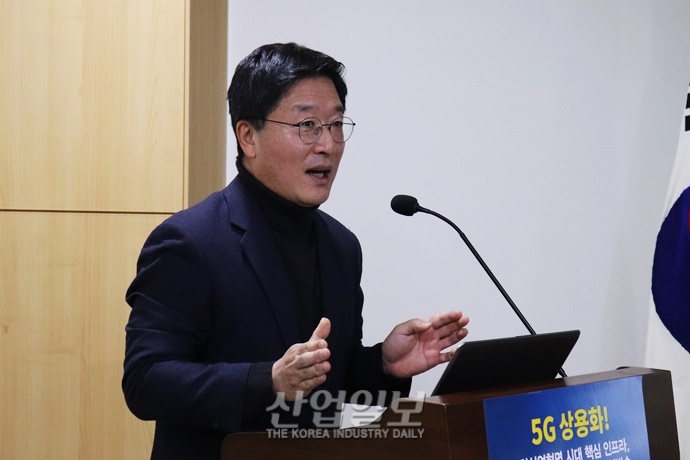 ‘스피드 국가’ 한국, 5G 상용화 준비는?