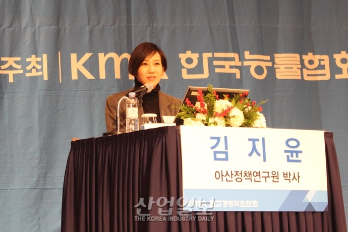 미국·중국 무역분쟁, 해 넘겨가면서 이어질 가능성 커