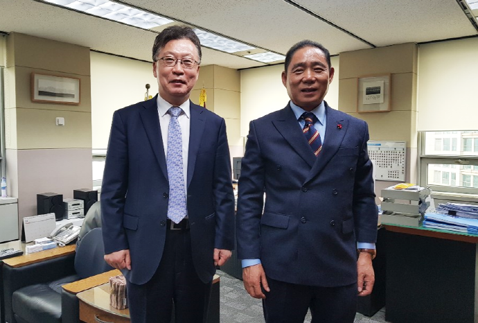 인터넷신문위위원장-방통심의위위원장, 상호협력키로