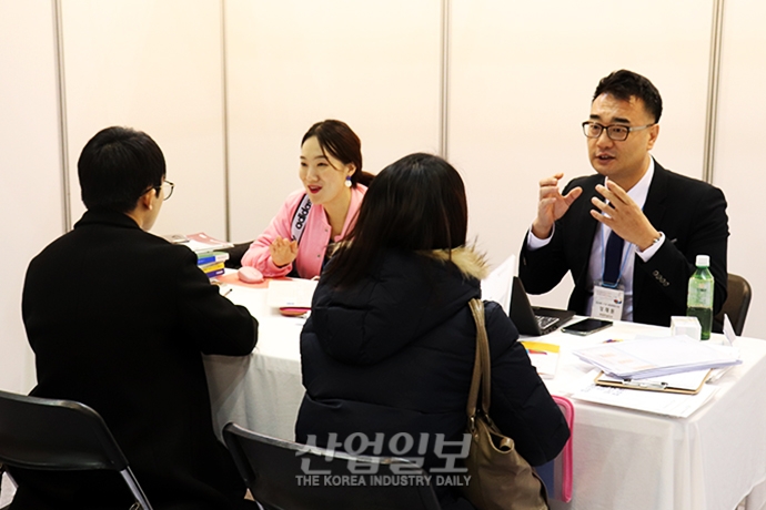 [포토뉴스] 내게 꼭 맞는 일자리는 어디에?