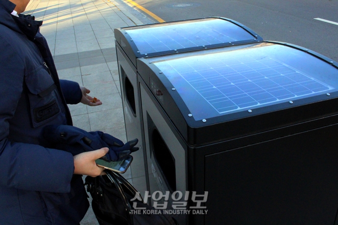 [사진으로 보는 산업뉴스] 태양광 에너지 활용해 쓰레기 수거 비용 줄인다