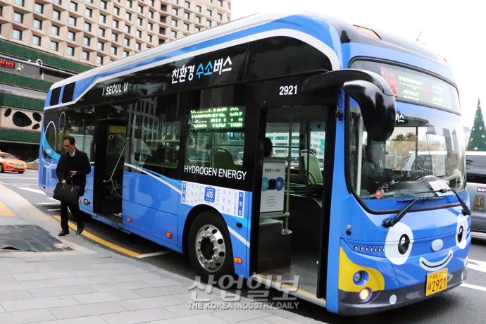 “수소버스 폭발 확률 ‘제로’에 가까워”
