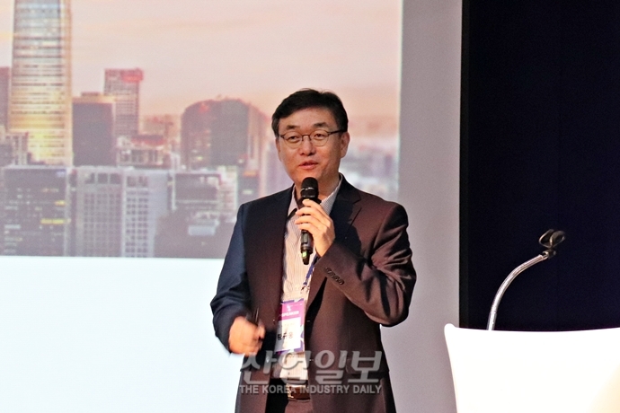 클라우드 거치지 않는 진짜 인공지능 스피커, ‘온 디바이스 AI’를 위한 연구