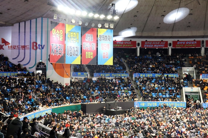 [포토뉴스] 19년 만에 총파업 단행한 KB국민은행