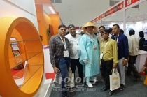 [IMTEX 2019] 인도 공작기계 전시회에 등장한 '삿갓맨'