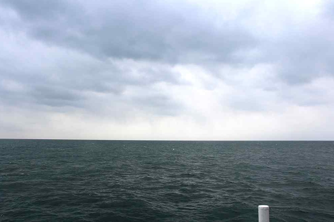 첫 번째 인공강우 25일 서해상 실험, 약한 안개비 관측