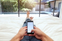 1인 가구, “‘본방’보다 ‘몰아보기’”…능동적 콘텐츠 소비↑