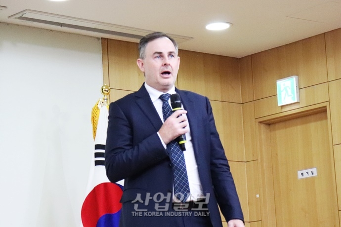 MS “윤리적 인공지능, 산업 전반의 충분한 대화 필요해”