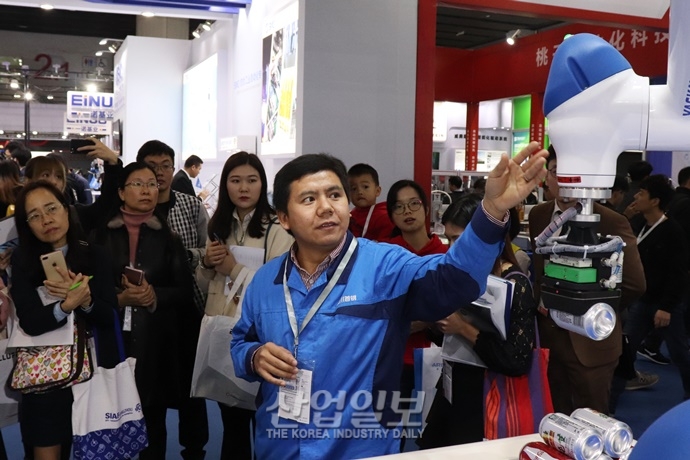 [SIAF 2019] 혼자서도 척척 ‘스마트 로봇’, 광저우에 모두 모였다