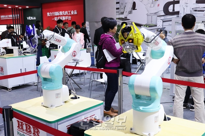 [SIAF 2019] 혼자서도 척척 ‘스마트 로봇’, 광저우에 모두 모였다
