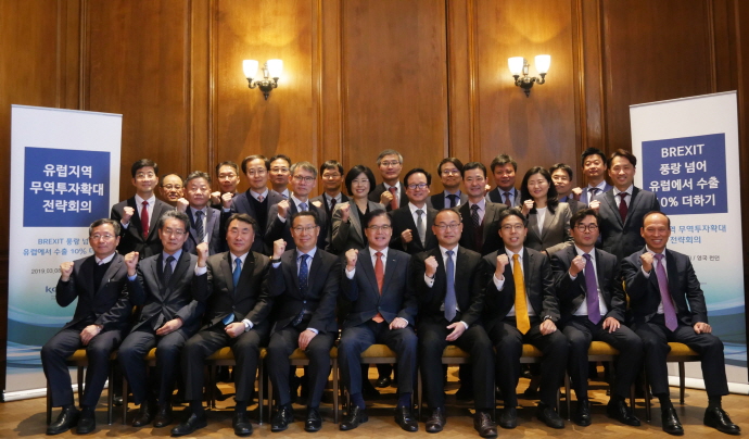 한국기업, 유럽에서 기회의 문 '노크'