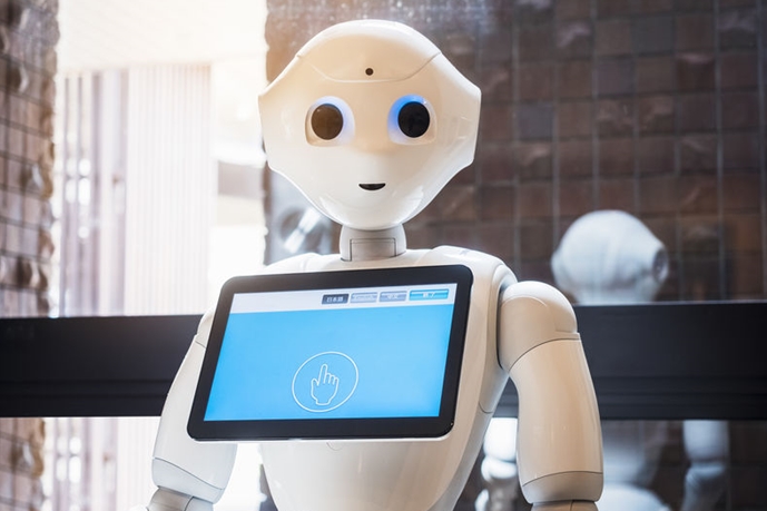 ‘사람을 위한 로봇산업’ 한국, 4대 강국으로 가는 길