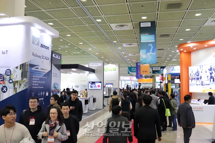 [포토뉴스][스마트팩토리·오토메이션월드] 스마트공장 최신 트렌드는?