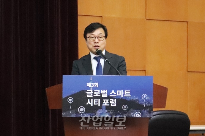 ‘스마트시티’, “정부 아닌 기업 주도…시민 참여 도모해야”