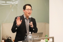 금융계 혁신, 로보어드바이저 지나 ‘로보애널리스트’ 왔다