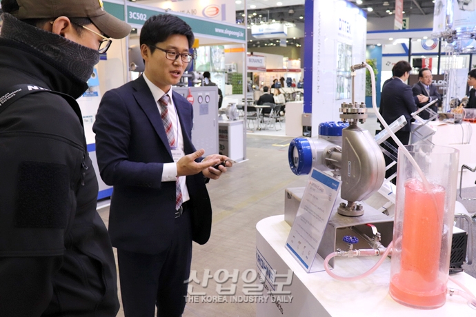 [포토뉴스] 크로네코리아, ‘이지엠’ 기능 갖춘 질량유량계 선보여