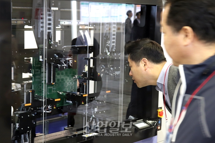 [포토뉴스] 국제전자회로 및 실장산업전, 국내 PCB 산업 재도약 역할 ‘기대’